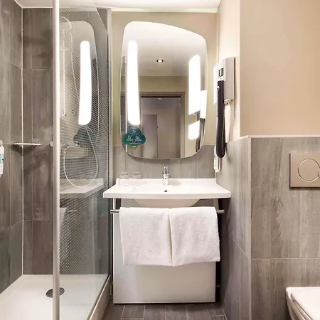 Ibis Budapest Heroes Square-3
