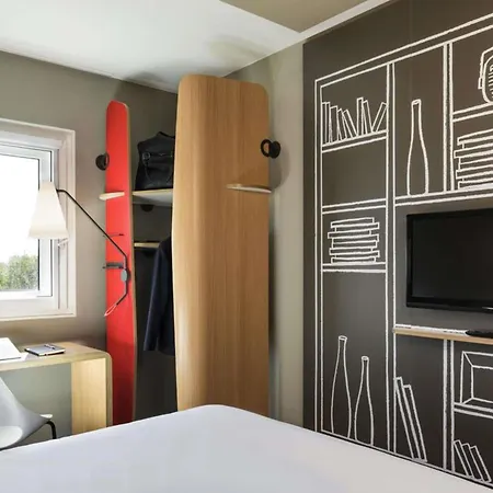 Ibis Styles Budapest Heroes Square-3
