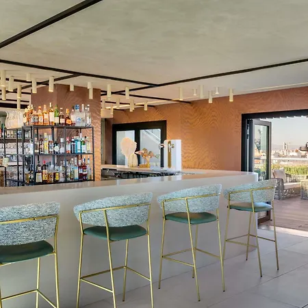 Novotel Valencia Lavant-2