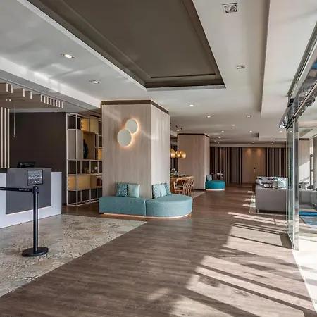 Hotel Cadiz Paseo Del Mar, Affiliated By Melia-3