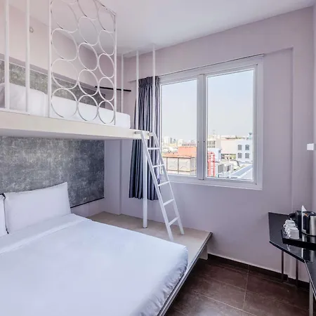 Ibis Budget Singapore Vanda-3