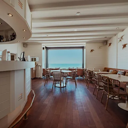 Hotel Alba Saint-Malo Plage Du Sillon-2