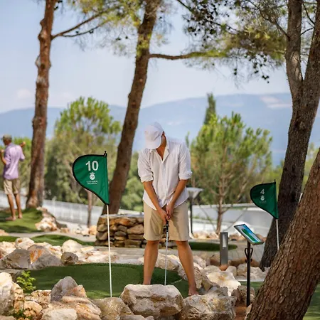 Girandella Resort, Valamar Collection (Adults Only)-3