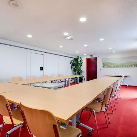 Brit Hotel Confort Rouen Nord - Eden-3