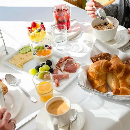 Mercure Parkhotel Moenchengladbach-2