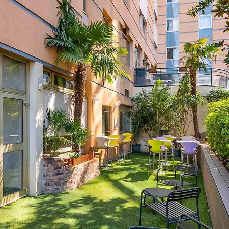ibis Styles Cannes Le Cannet-2