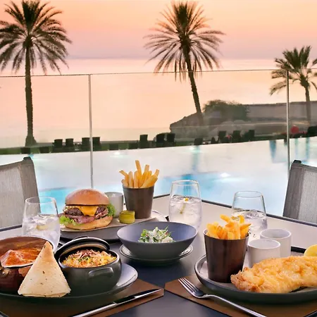 Crowne Plaza Muscat By Ihg-2