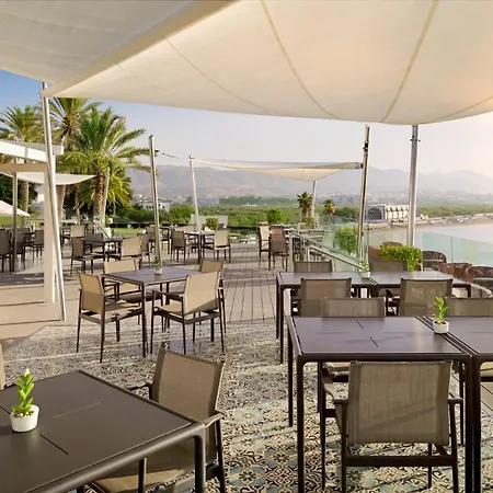 Crowne Plaza Muscat By Ihg-2