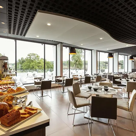 Novotel Limoges Le Lac-2