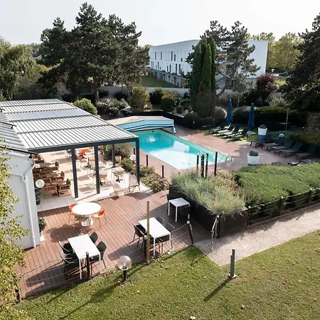 Novotel Chartres-2