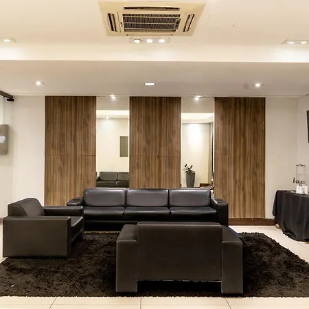 Monaco Hotel & Convention By Easy Class-3