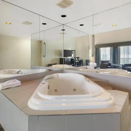Best Western Plus Travel Hotel Toronto Airport-2