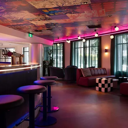 Ibis Styles Sydney Central-3