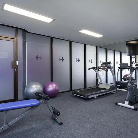 Mercure Rockhampton-2