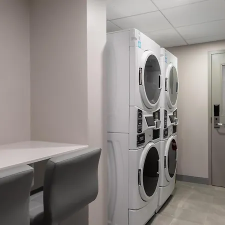 Hampton Inn By Hilton Montreal East Anjou-2