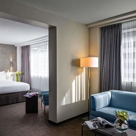 Pullman Paris Tour Eiffel-3
