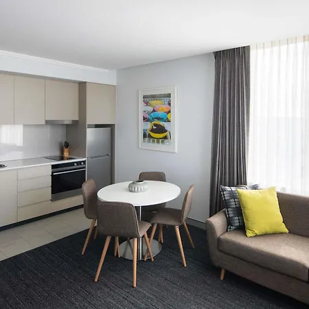 Mercure Sydney Bankstown-3