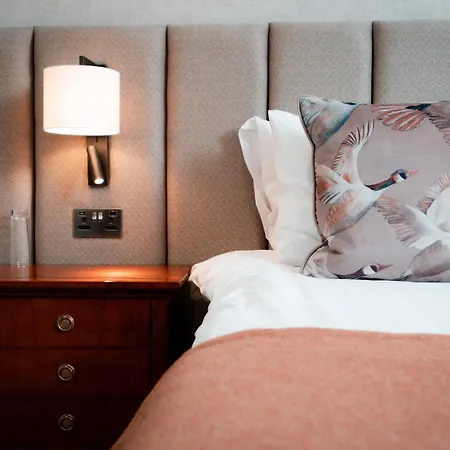 Lakeside Hotel And Spa-3