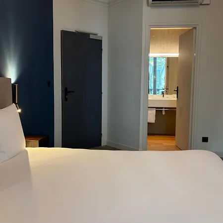Hotel Foch-2