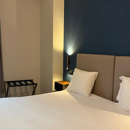 Hotel Foch-2