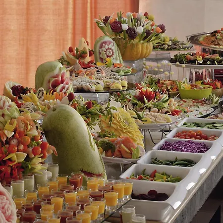 Movenpick Hotel Qassim-3