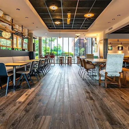 Novotel Suites Reims Centre-3