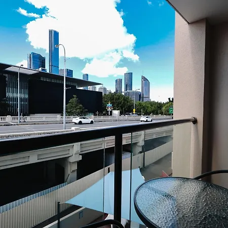 Riverside Hotel Southbank-3