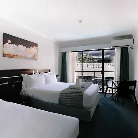 Riverside Hotel Southbank-2
