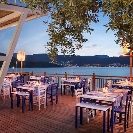 Doubletree By Hilton Bodrum Isil Club Ultra All-Inclusive Resort-3