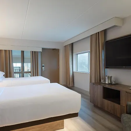 Hilton Winnipeg Airport Suites-2