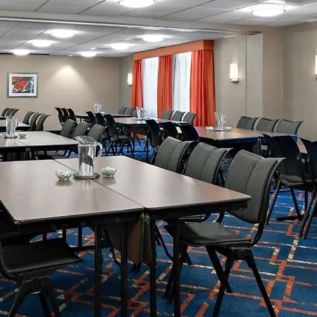 Hampton Inn & Suites Annapolis-2