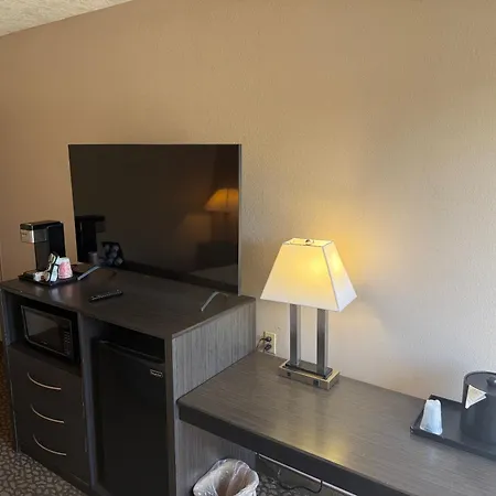 Comfort Inn & Suites Bradenton North I-75-3
