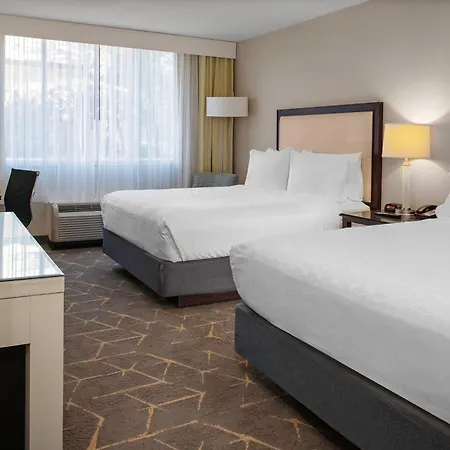 Holiday Inn & Suites Boston Peabody By Ihg-2