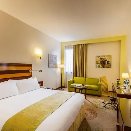 Holiday Inn Riyadh Al Qasr By Ihg-3