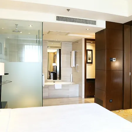 Courtyard By Marriott Shanghai Xujiahui-2