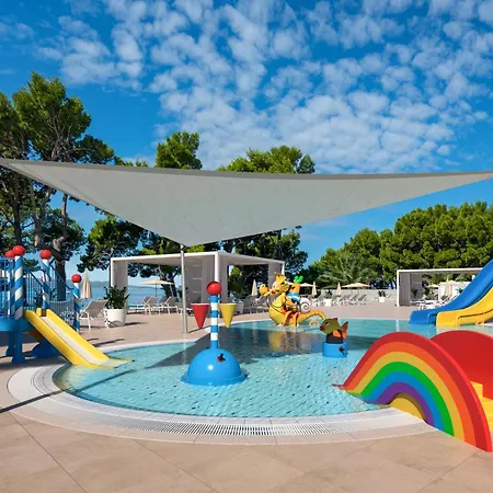 Valamar Meteor Hotel-2