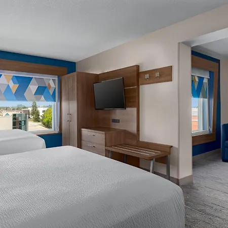 Holiday Inn Express Hotel & Suites Toronto - Markham By Ihg-3