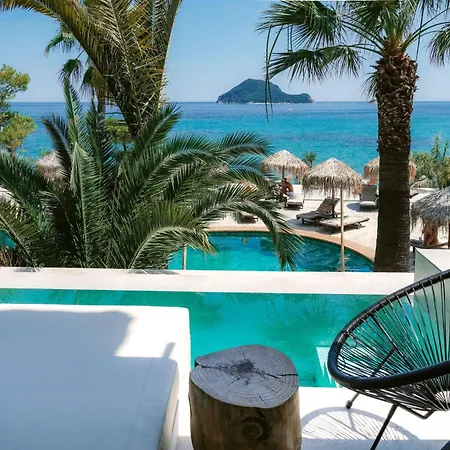Gloria Maris Hotel Suites And Villas-2
