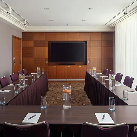Sheraton Bratislava Hotel-3