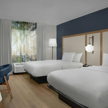 Fairfield Inn And Suites By Marriott Tampa North-3