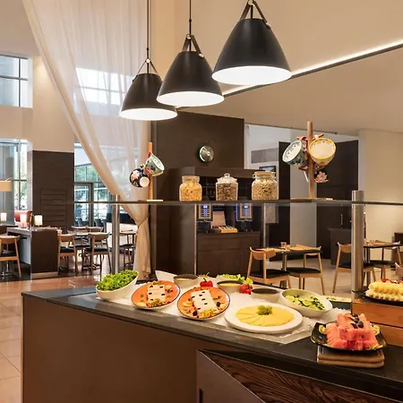 Ibis Dubai Al Rigga-2