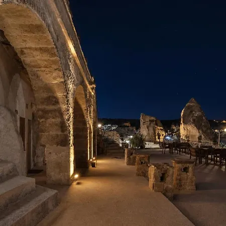 Elite Cave Suites-2