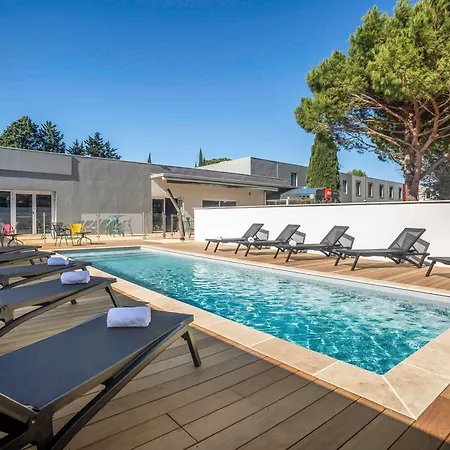 Ibis Carcassonne Est La Cite-3