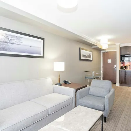Sandman Hotel And Suites Abbotsford-2