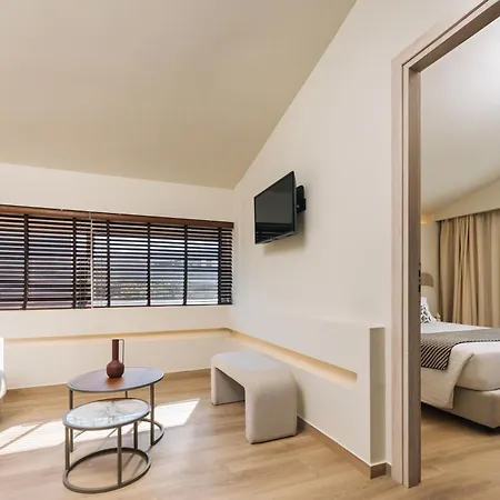 Alexandra Beach Resort & Spa-2