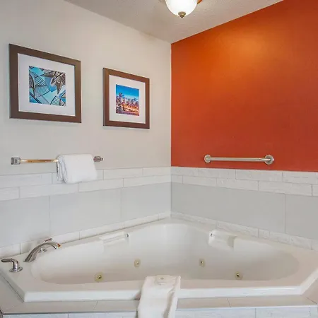 Comfort Inn & Suites Calgary - University-2