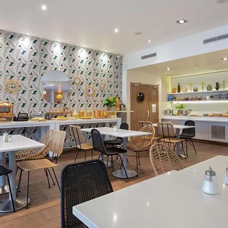 Novotel Suites Perpignan Centre - Grandes Suites & Confort Centre-Ville-2