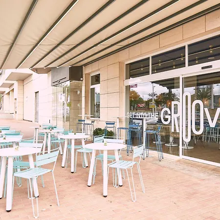 Ibis Elche-2
