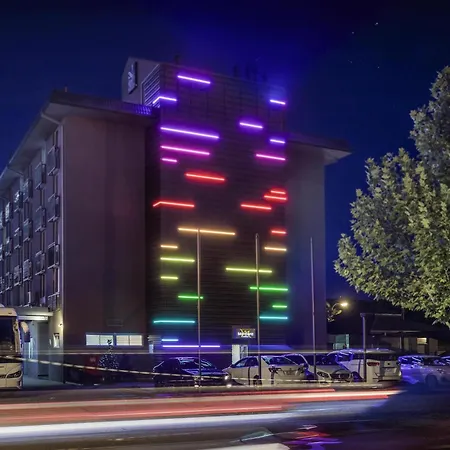 Mercure Albury-3