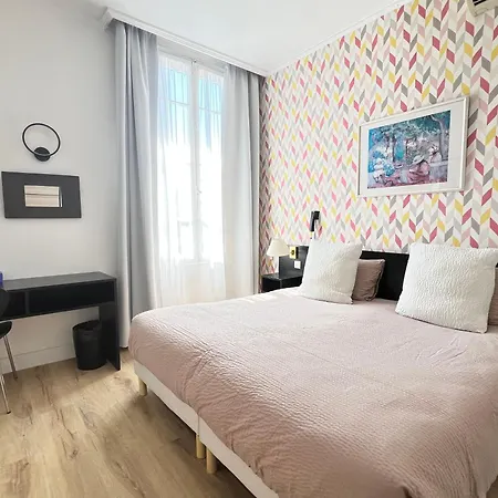 Hotel Des Mimosas-3